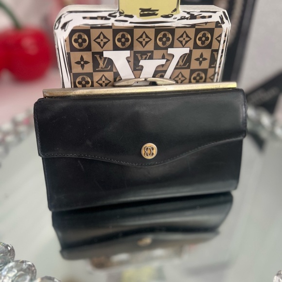 Bosca Handbags - Bosca  vintage Black fullgrain Premium Leather wallet